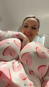 May or may not need a little warming up over here how cold is it where