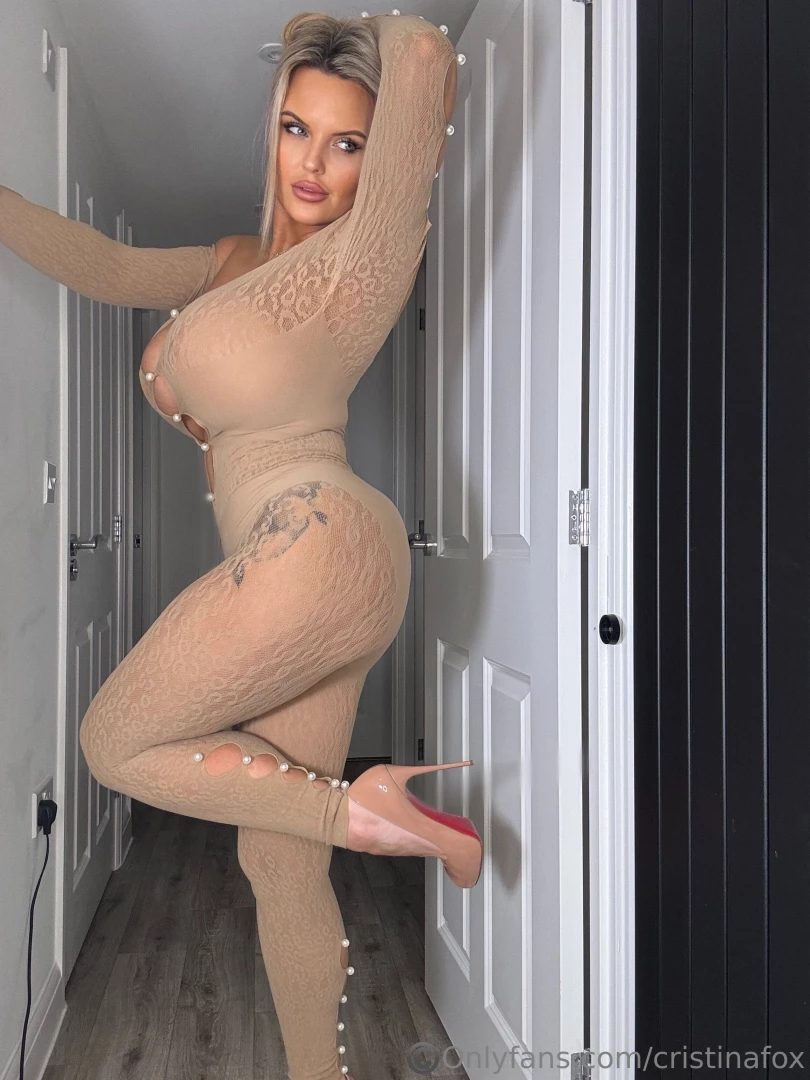 I m all dolled up where would you take me dressed like this 