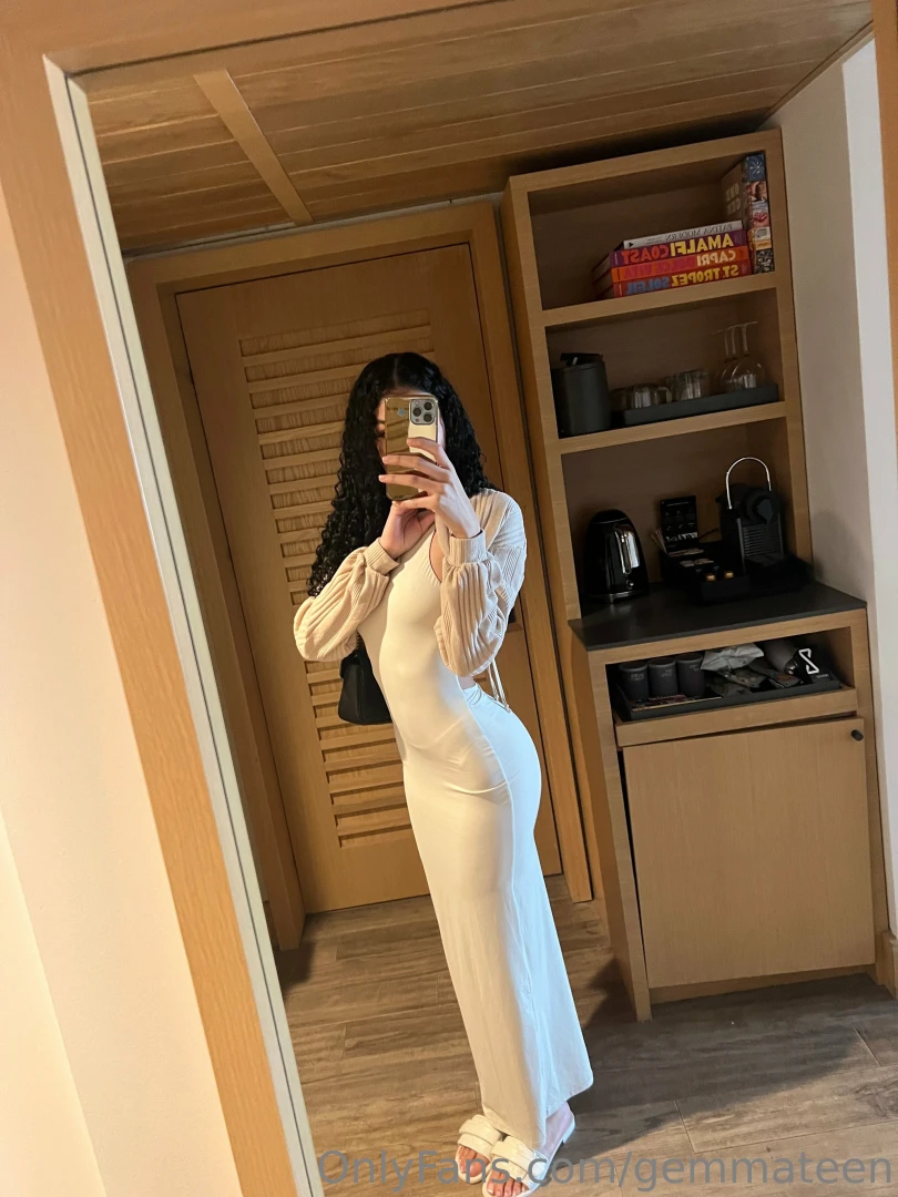 Let s get wild dm me for a sexting session 
