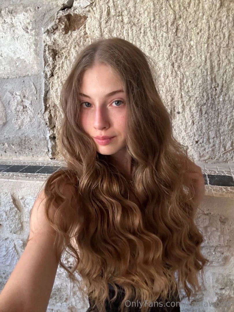 Am i cute rate me from 1 to 100 