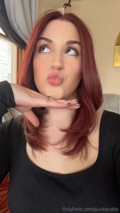 The majority of you guys got it right i went red honestly i don t even