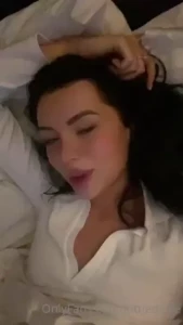 So sleepy today love you guys