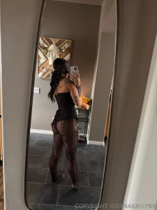 My vip is half off right now full vids posted on feed kaylynnxxx