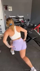 Leg day booty pump part 1