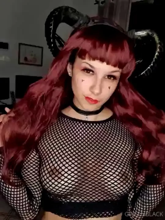 Tired of locked content and spam join gweenvip today and get access to 