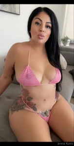 Tip 10 on this post and i ll send you my full length squirting video part 3