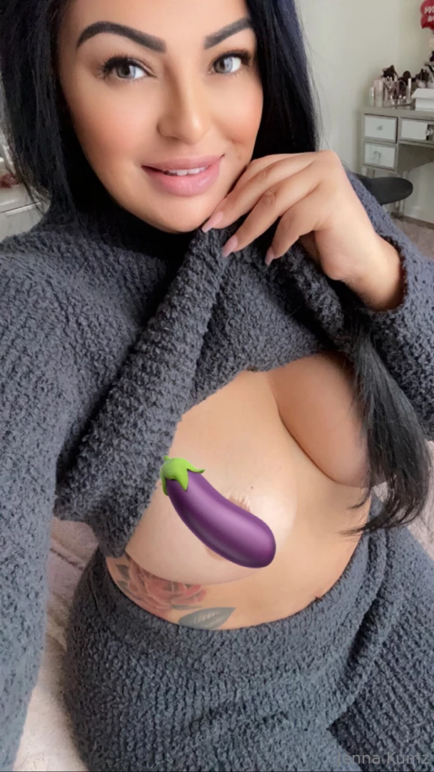 Thickjenna_vip free cock rate when you join my vip page today 