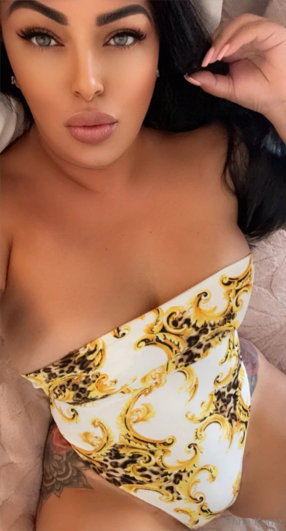 I have a naughty surprise for you dm me thickjenna_vip part 3 