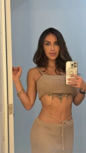 What did you notice first my beautiful black eyes or my gorgeous smile