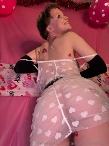 Happy valentine s day i d love to help you celebrate unlock 19 more