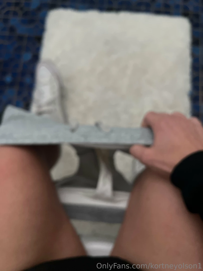 Gonna figure out who s been here the longest and post these to you 