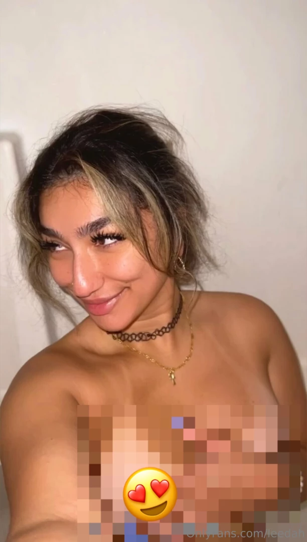 Nudes for the low buy this now before i delete it lol 