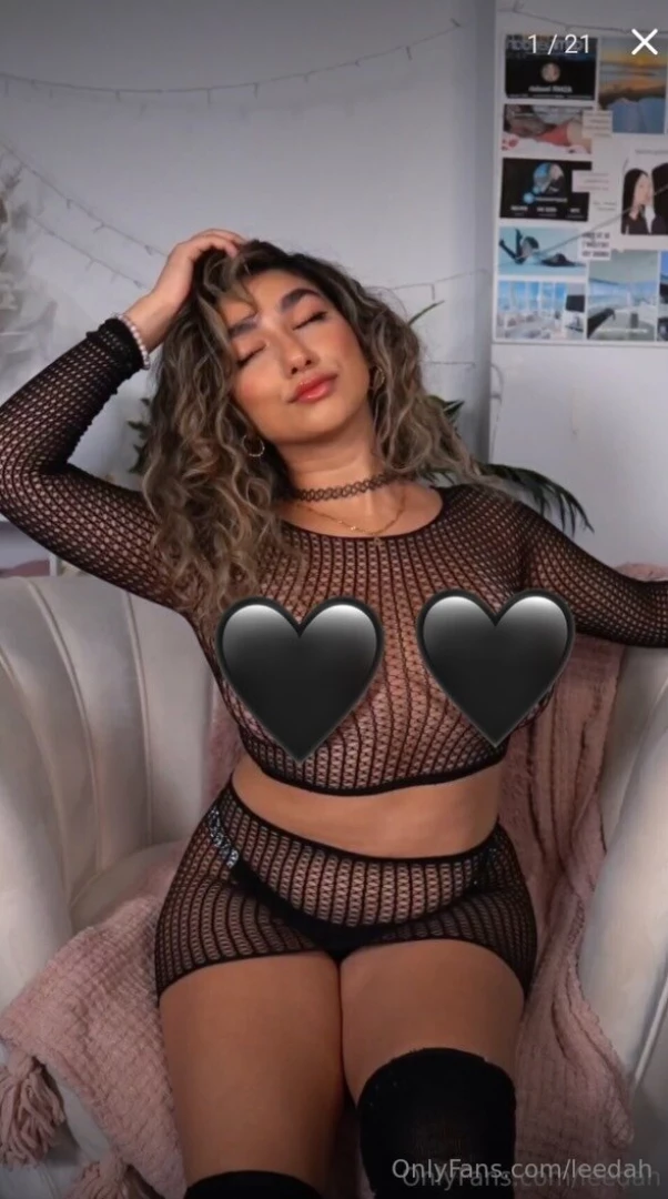 Tits or ass 16th pic is my fav btw lmk when u see it 