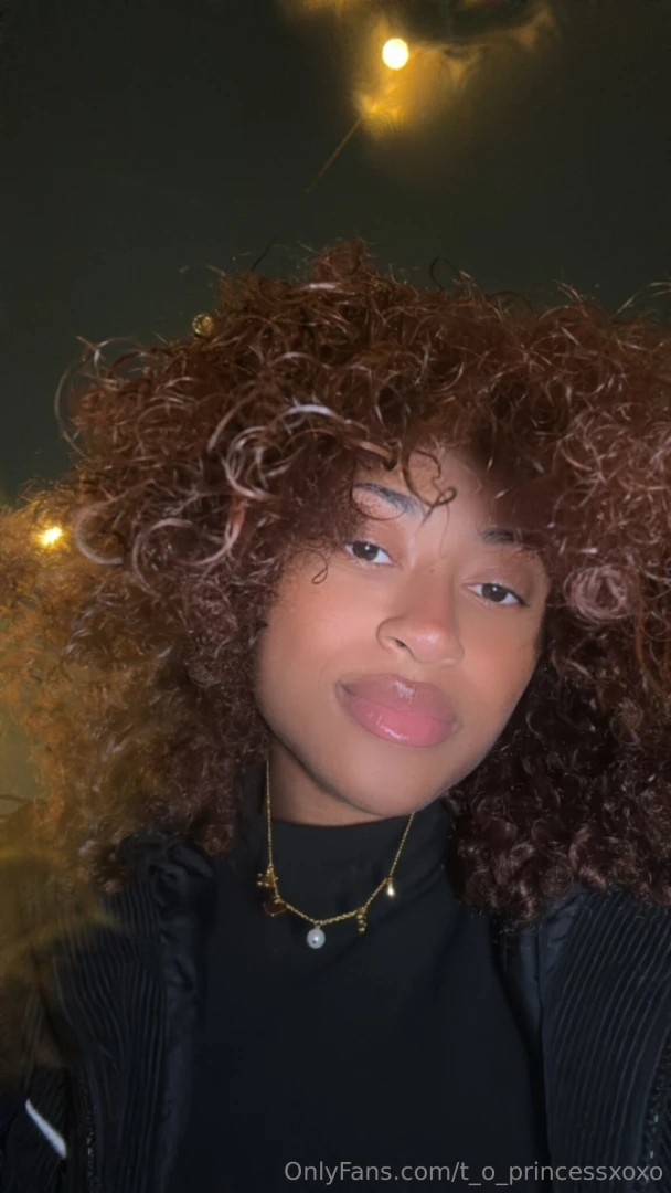 Sooo whos up amp tryna spitt some game slide into my dm s amp tell me 