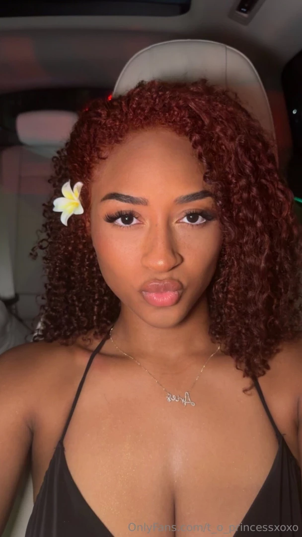 Some random guy gave me this flower amp i feel like the chosen 1 