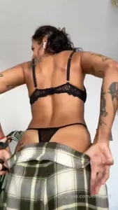 Them panties just need to slide over a little bit