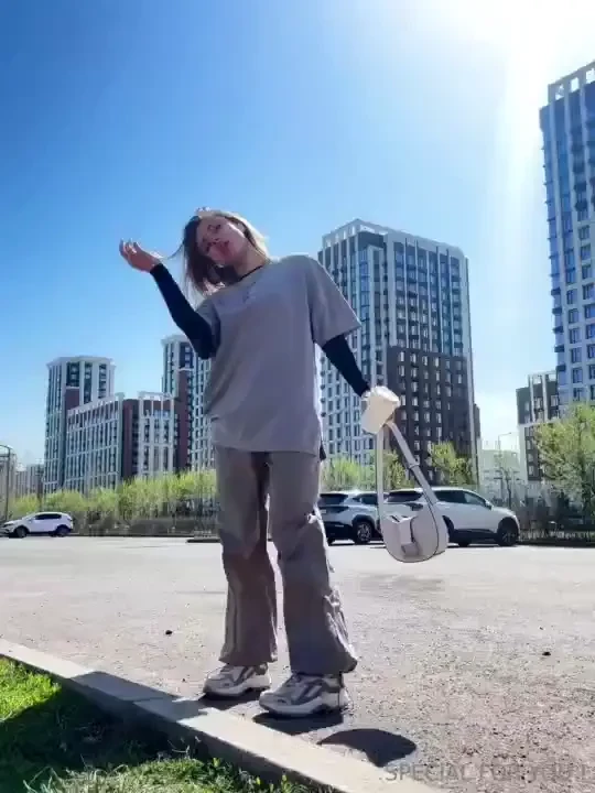 Hi this morning started with a cup of fragrant coffee and a lovely 