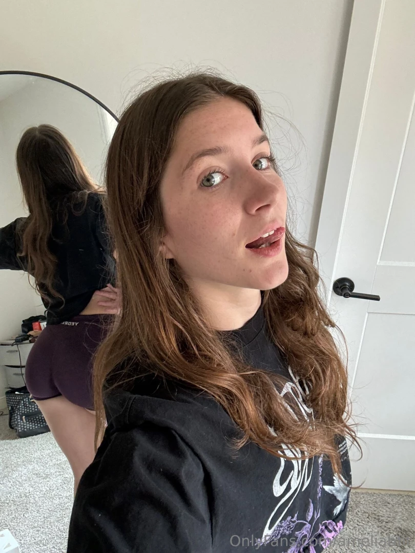 Thought you deserved some face and booty today part 2 