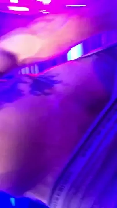 Who wants to join me in the tanning room 