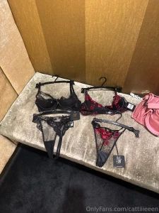 Okay if you got a dm from me about these sets please answer asap lol