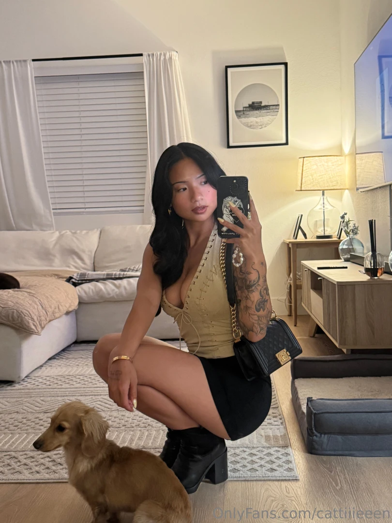 Are you gonna call both of us good girl now that we re sitting lolllll 