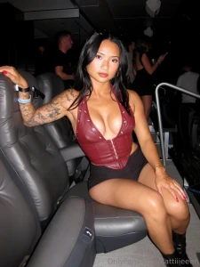 45 more minutes till my birthday wtf you better stay up with me until part 1