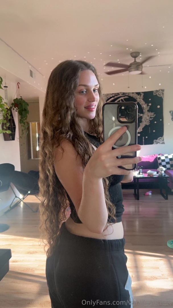 Live stream starts in 2 hours 