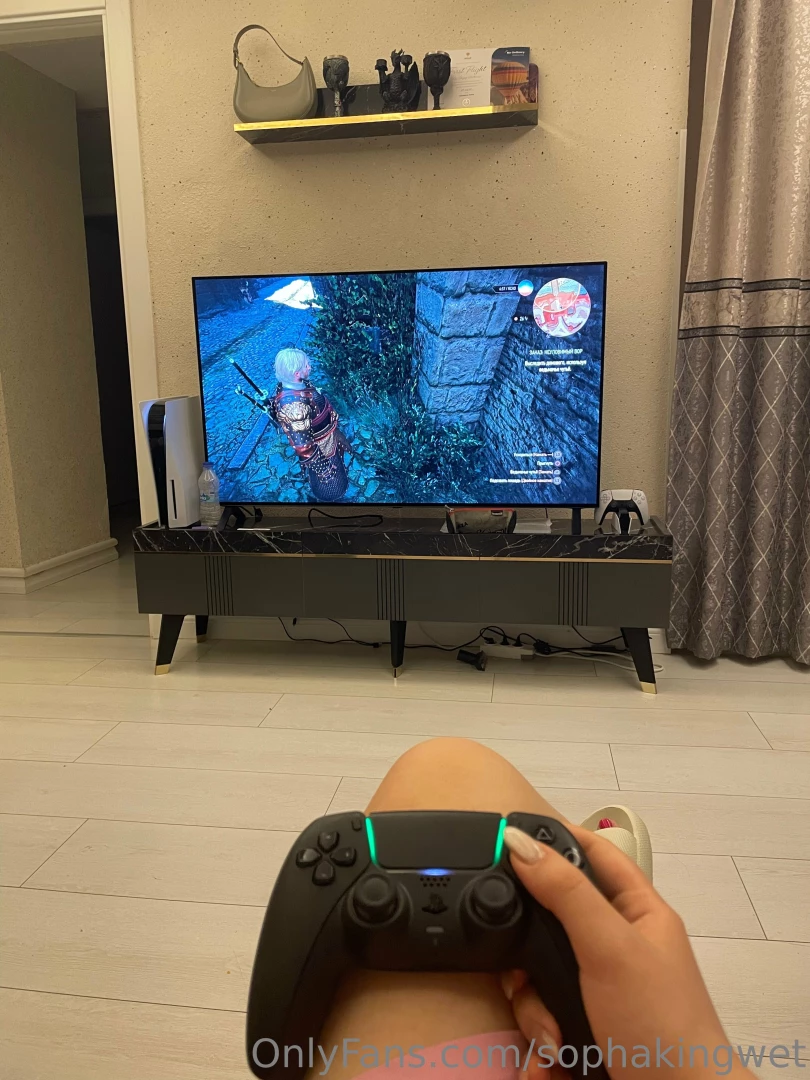 I m actually a gamer gurrrlll 