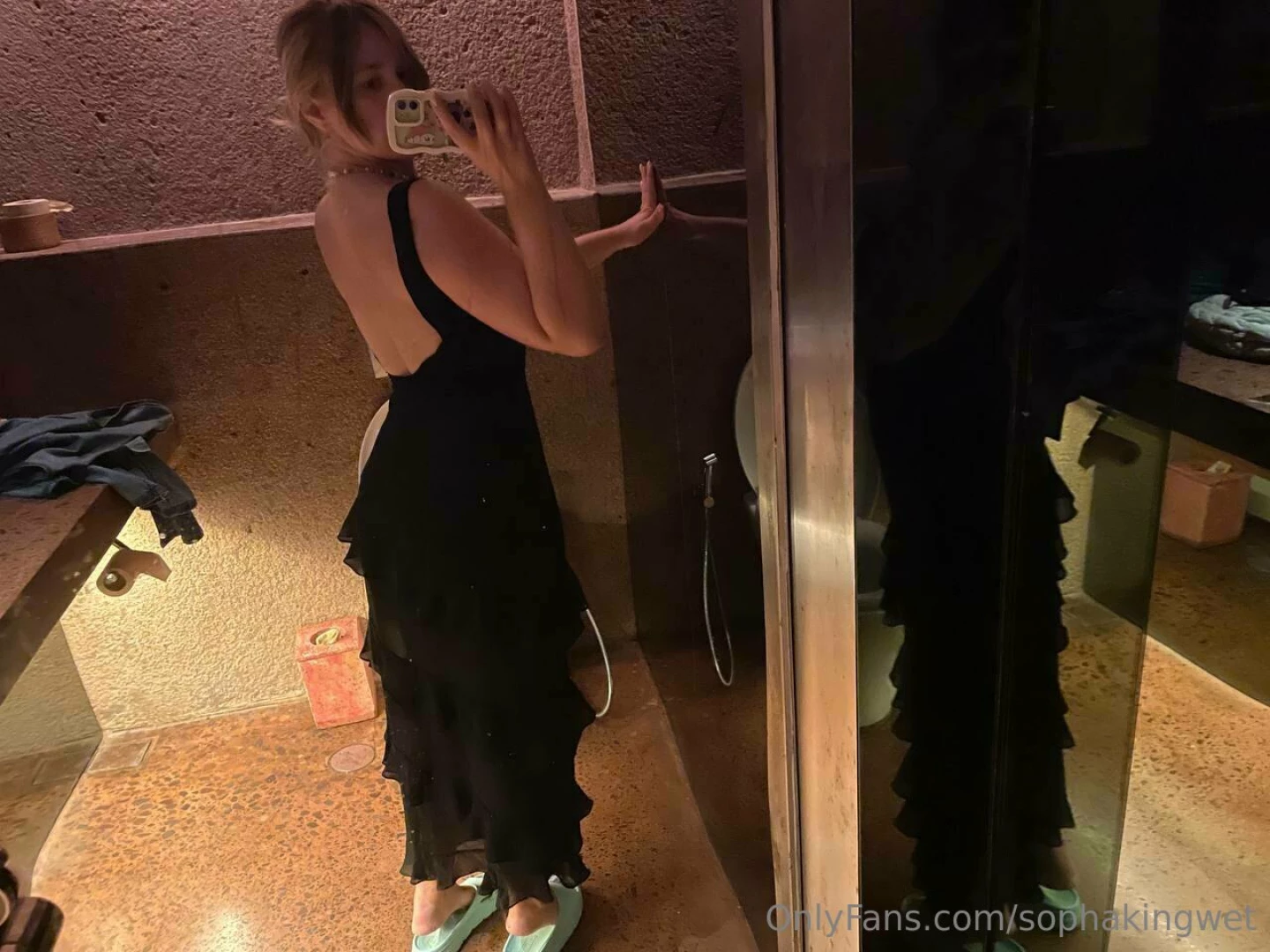 What r u hiding in the dark 