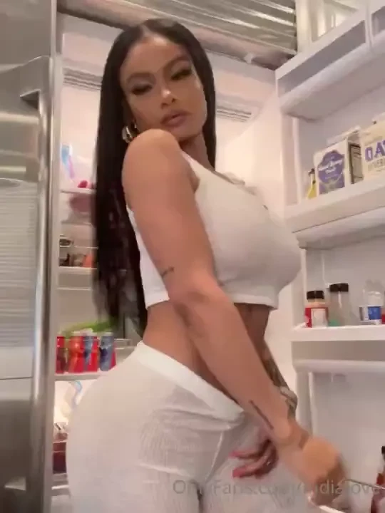 U eat today found this juicy rump ready for a reheat after what u ate 