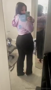 Hiiii i normally don t have a double chin my face is still swollen part 15