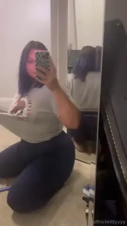 Hiii boys give me a like 