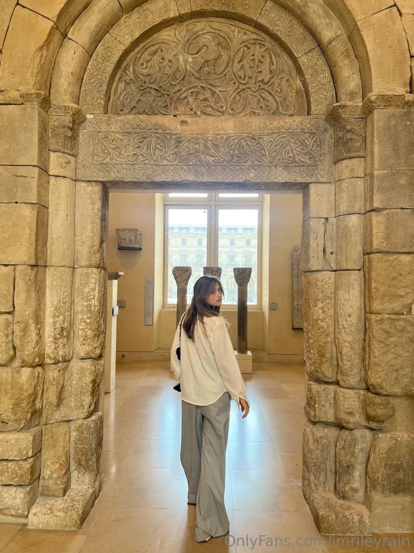 Rate the museum fit out of 10 