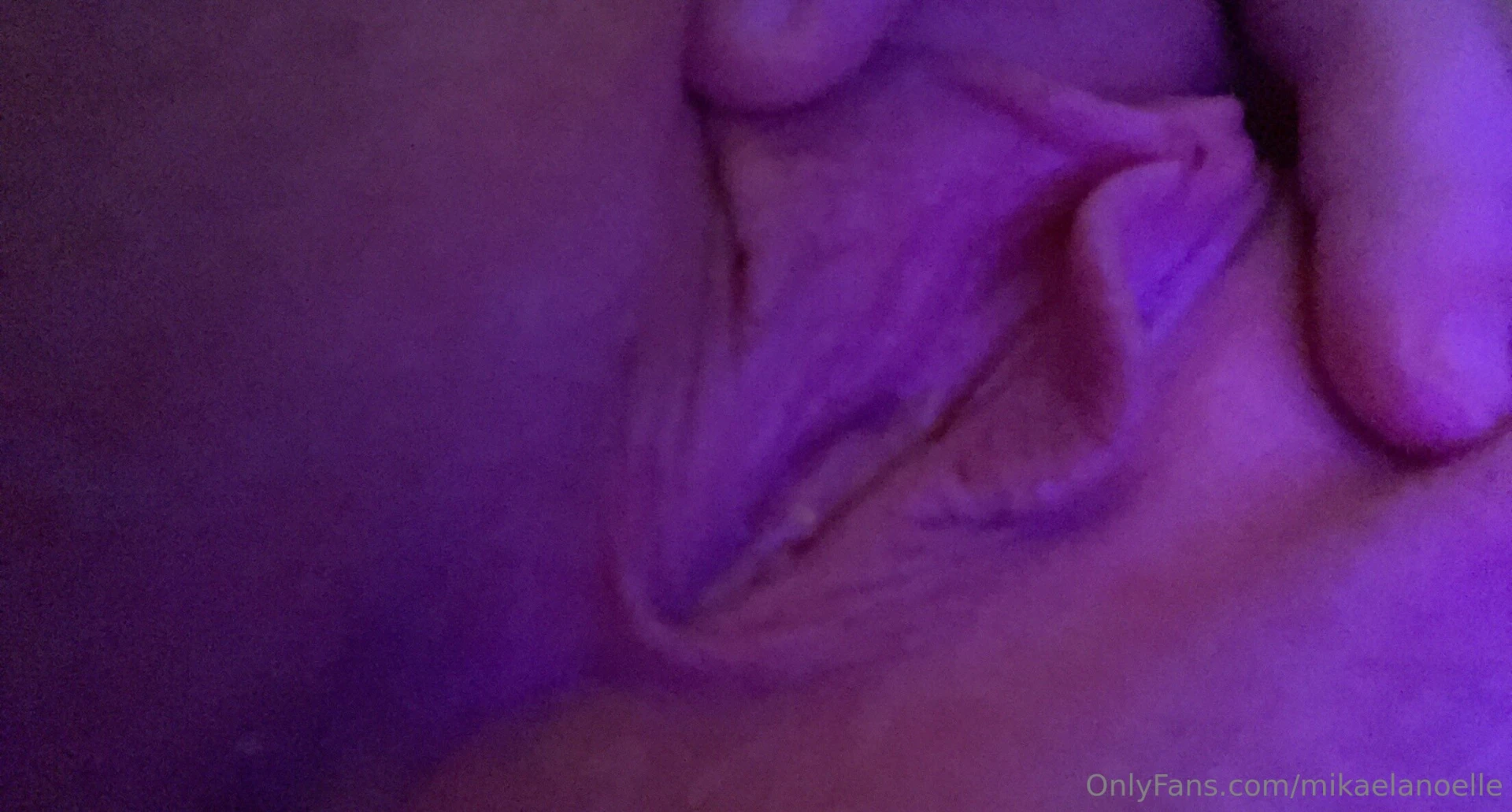 Some pussy pics and videos for you part 4 