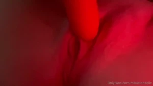 Masturbate with me and watch me cum part 1