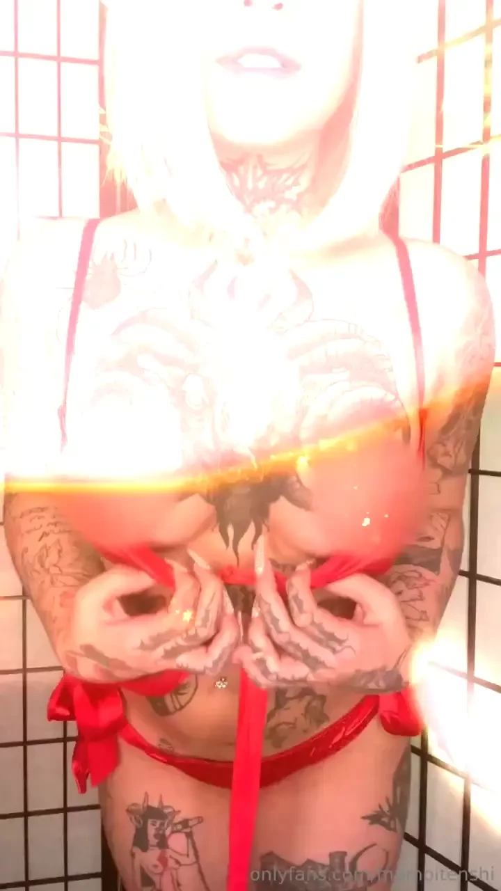 My bad elf christmas special is here and it s hotter than ever hey 