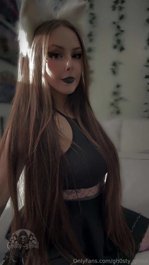 Free_gh0sty_ghoul part 300 