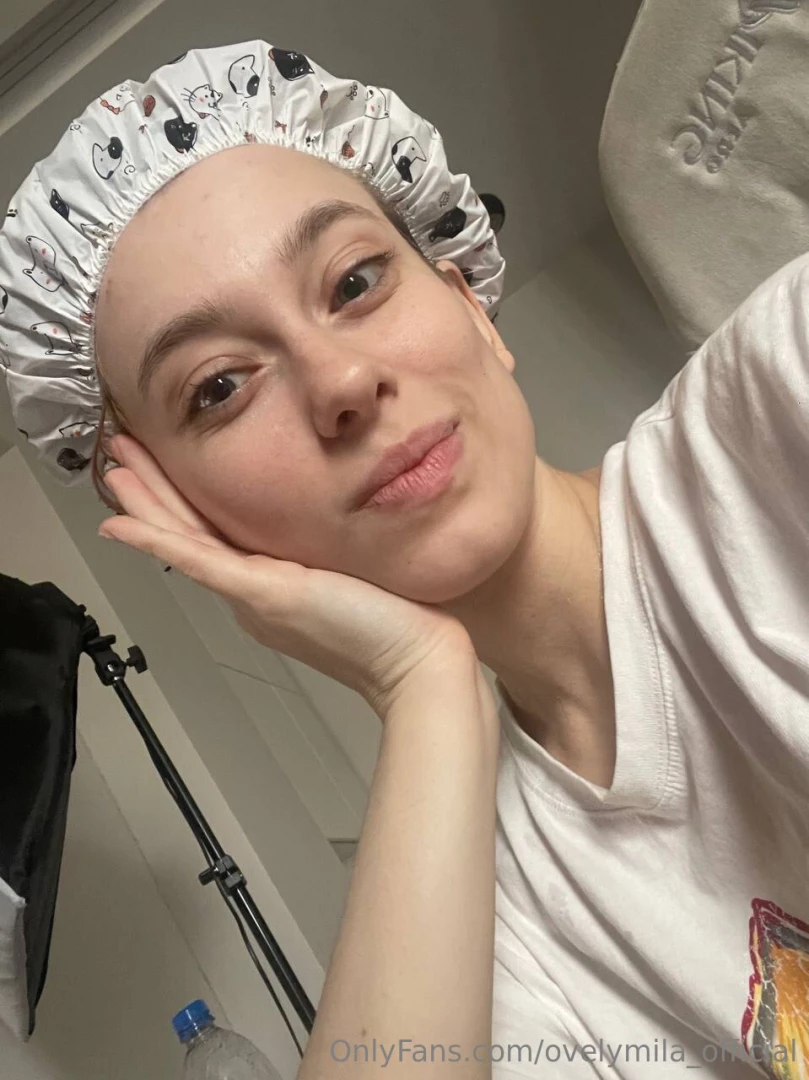 Daily hair care begins with choosing the right shampoo and conditioner 