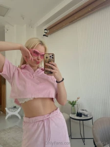 A gracious look is a combination of style elements that evokes a sense