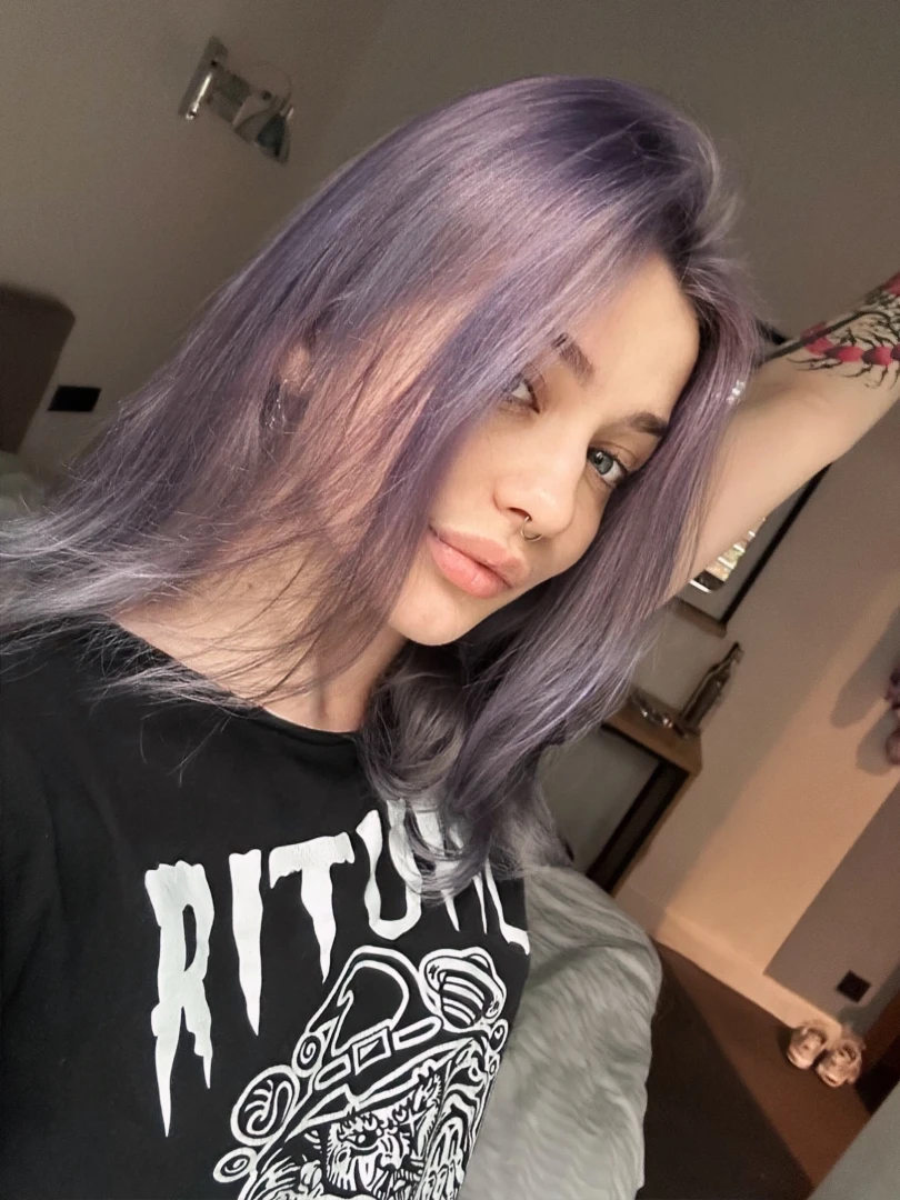 Good morning would you like to see something hot in dm 