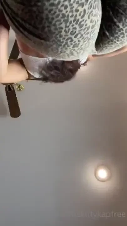 Unlock if you wanna see me sit this tight little pussy right on your 