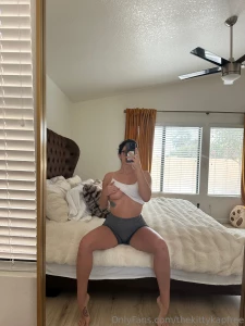 Good morning babes let s have a lazy sunday together thekittykap