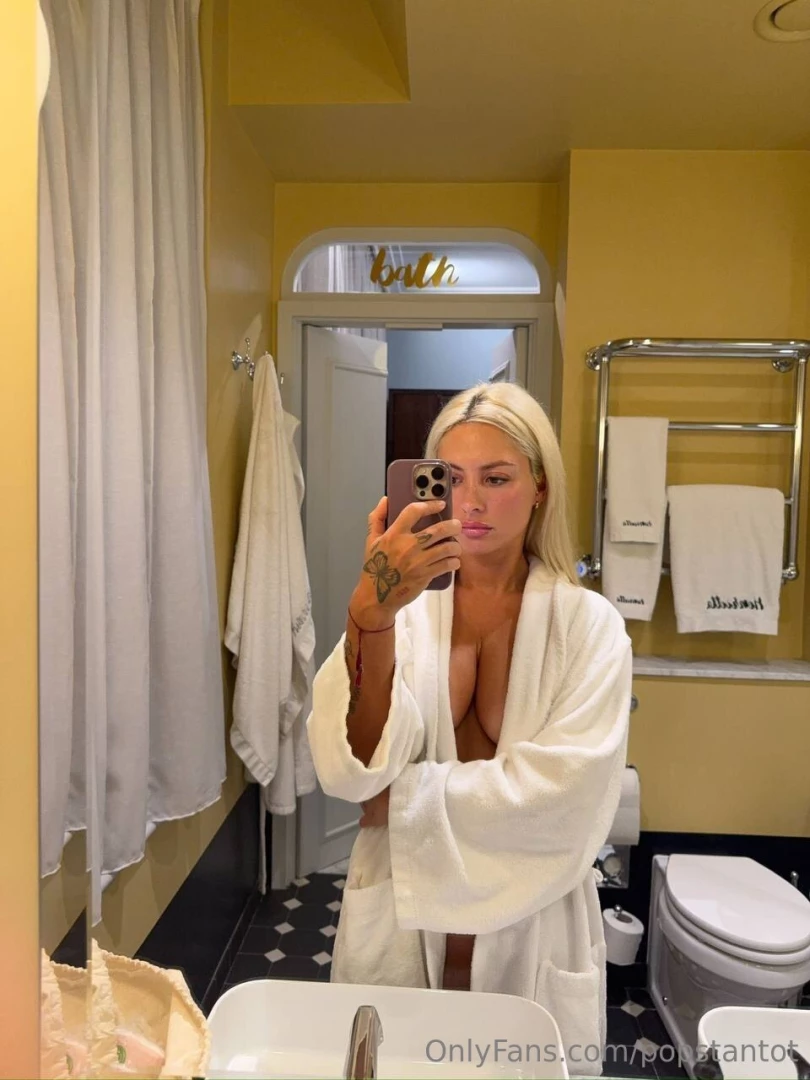 Let my boobs stroke it for you 