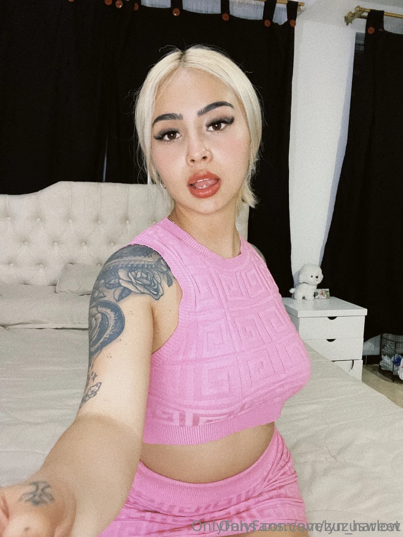 Kinky lusting sexy boobies ass face my friend has them all - 