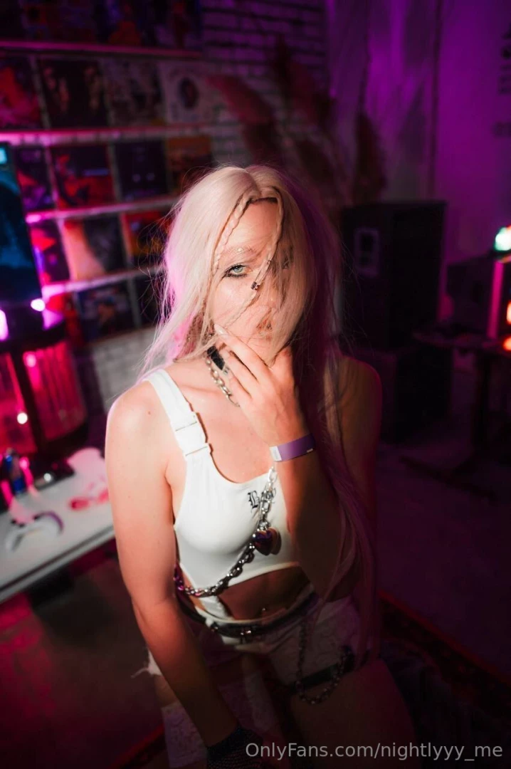 Concerts are usually very tempting and it s hard not to go to them 