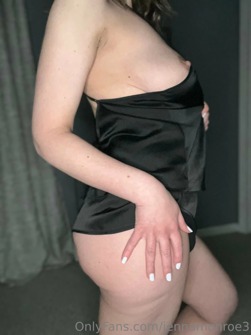 If i laid down next to you at night would you be able keep your hands part 3 