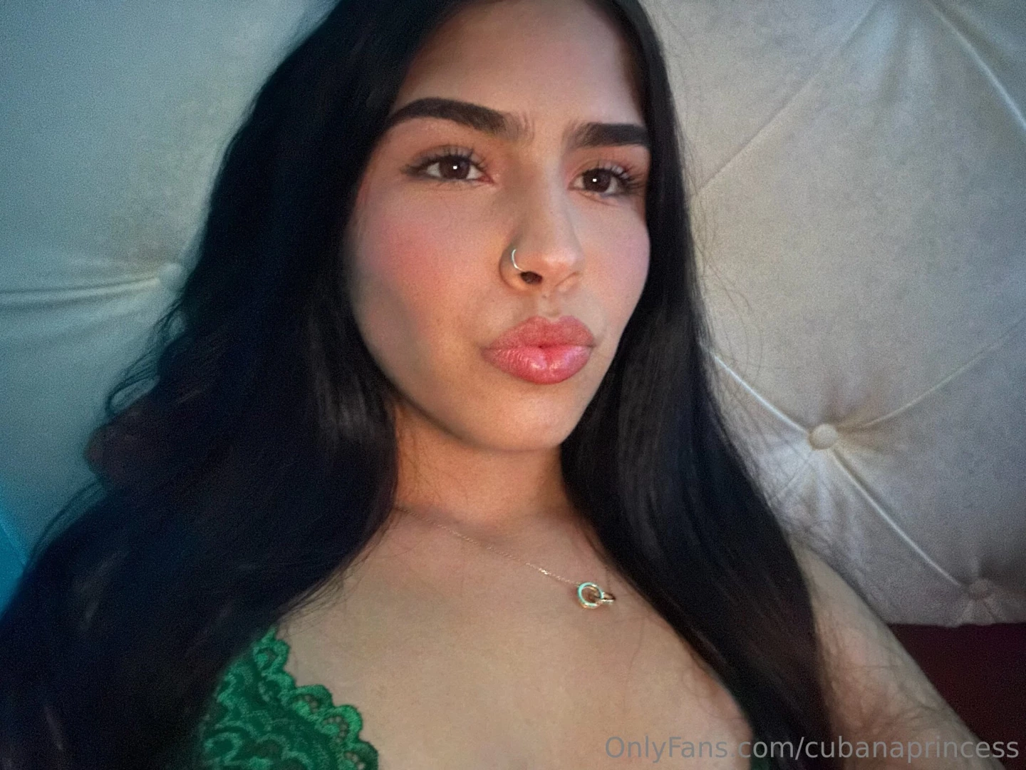 Lean a little closer 