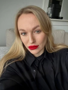 Red lips as a warning black shirt as a dare so tell me am i more fire