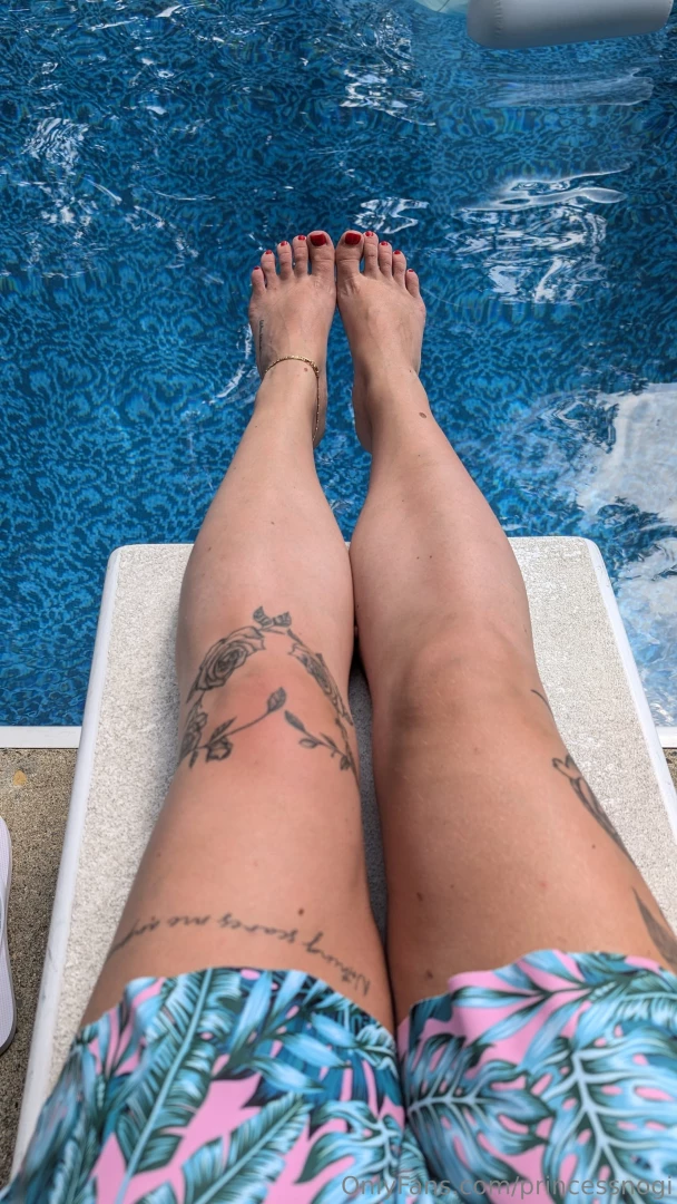 I had an amazing time on my vacation now i need a nice massage and part 1 