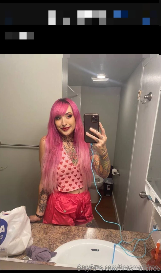 This pink isn t the only thing you ll be dreaming about tonight 